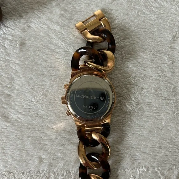 michael michael kors chain link bracelet watch - Picture 8 of 8